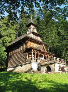 historic wooden church in Jaszczurówka
