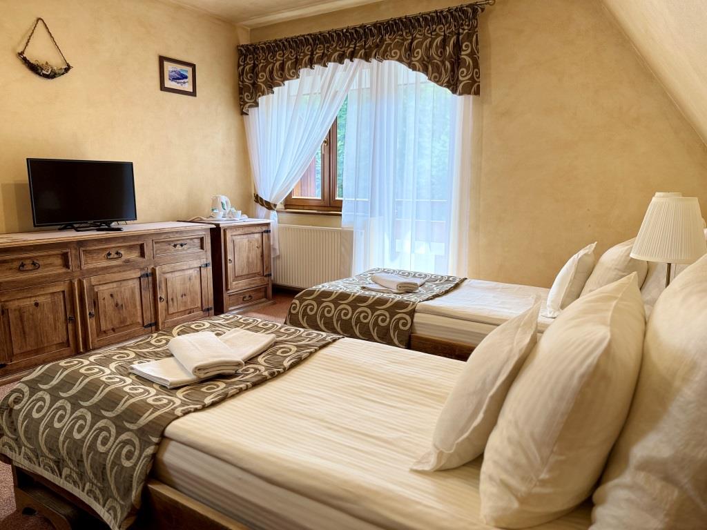 triple room with a balcony