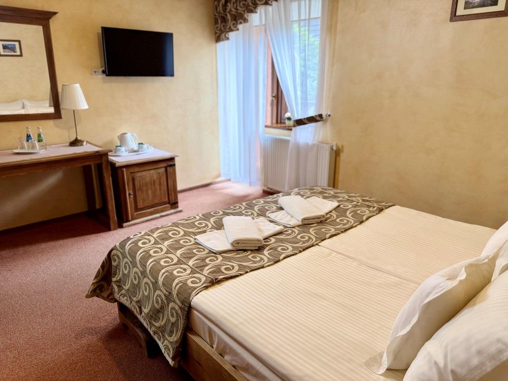 Double room with a balcony