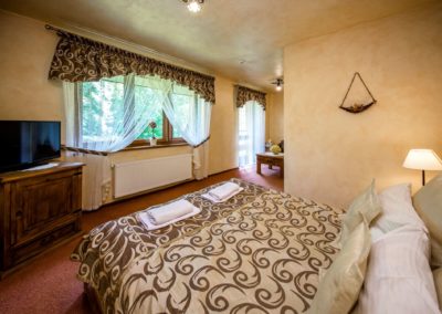 pokój de lux z balkonem