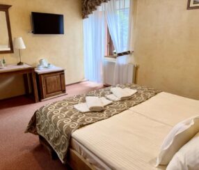 pokój z balkonem widok